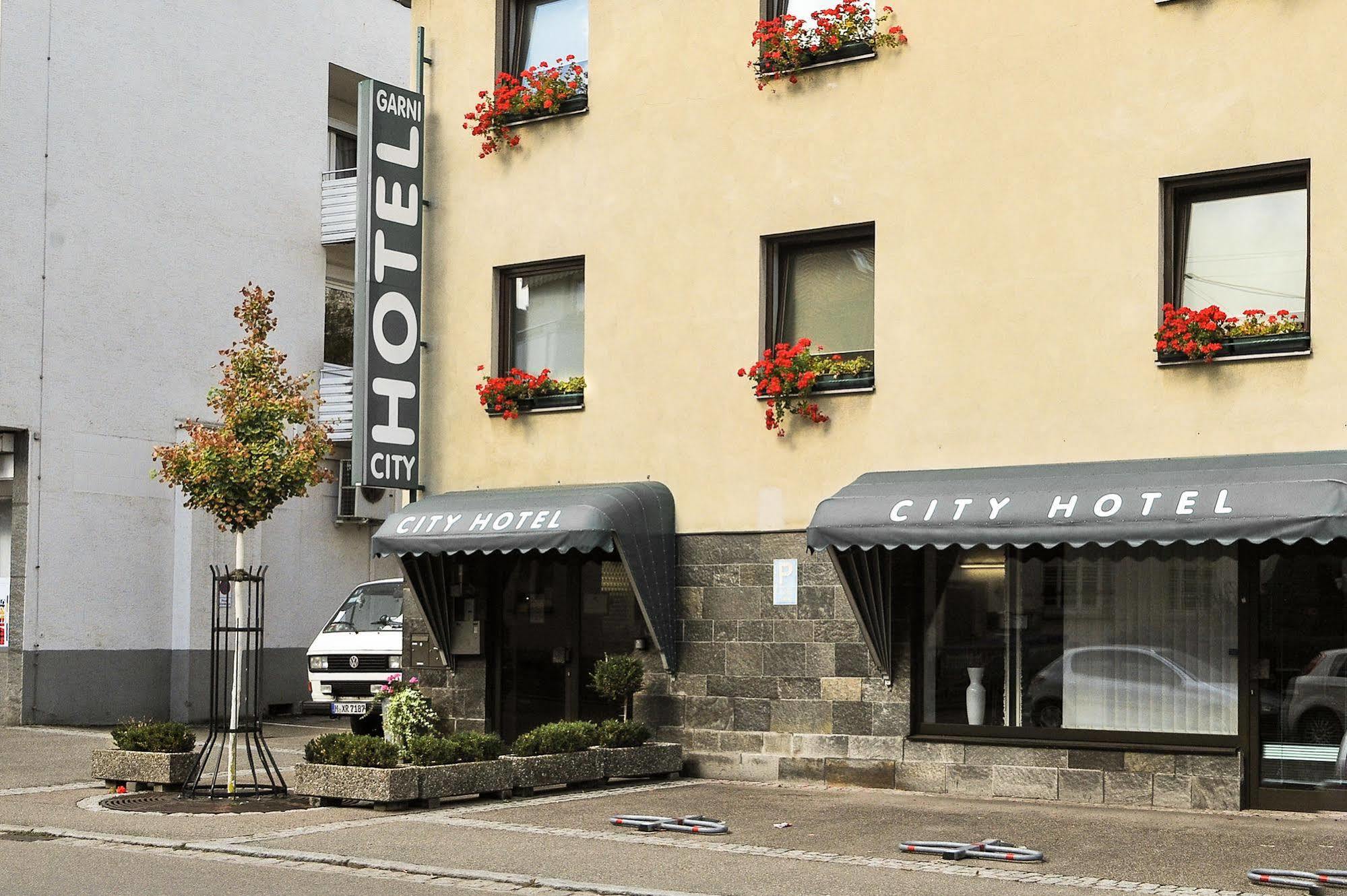 City Hotel Fellbach 24H Check-In エクステリア 写真